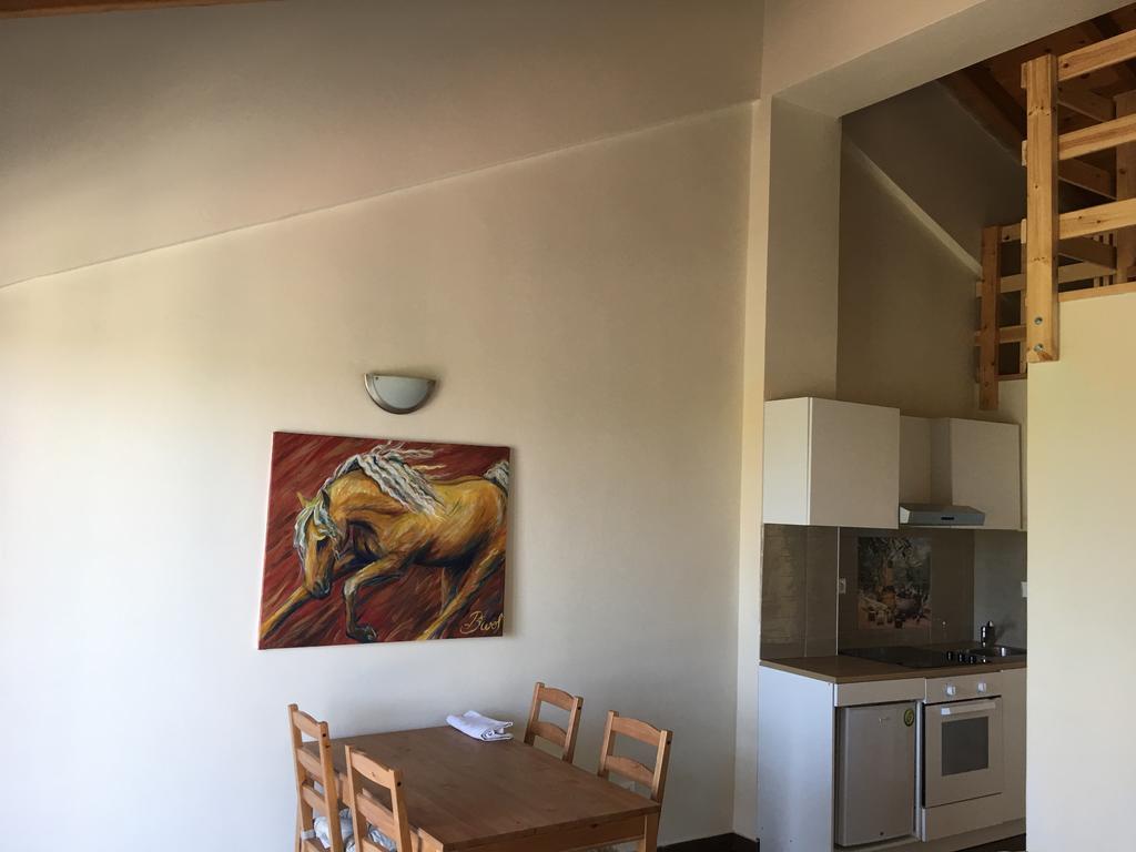 Arion Stables & Apartments 헐소니소스 외부 사진