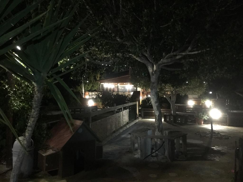 Arion Stables & Apartments 헐소니소스 외부 사진