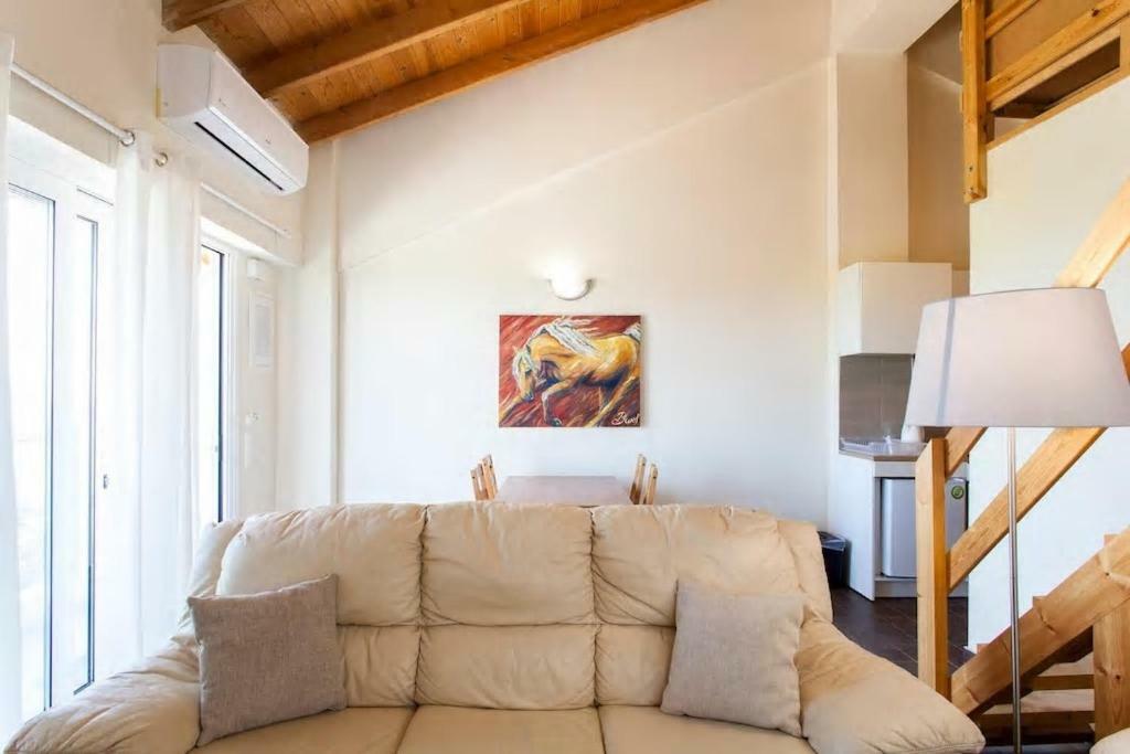 Arion Stables & Apartments 헐소니소스 외부 사진